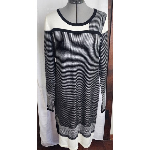 Ivanka Trump Dresses & Skirts - Ivanka Trump sweater dress Women's Size X Large Black And White